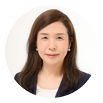 Ms Yuri Suzuki 